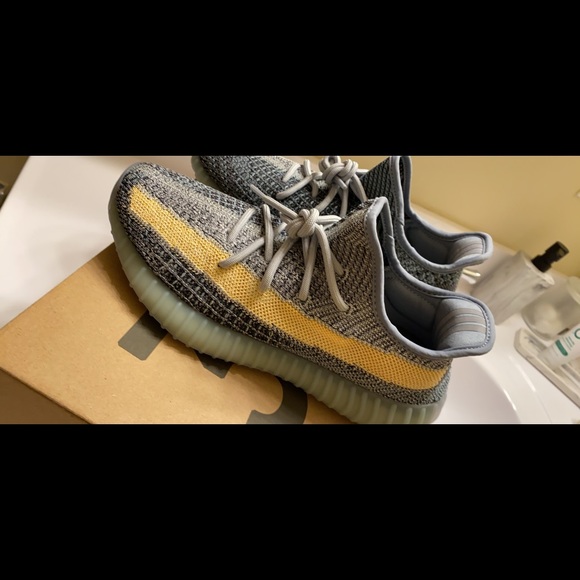 Yeezy boost 350 - Picture 4 of 5